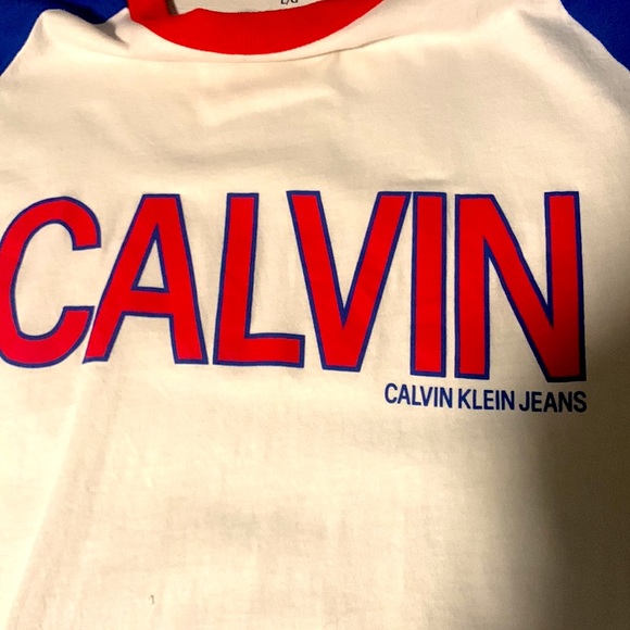 Calvin Klein T shirt - Picture 2 of 3
